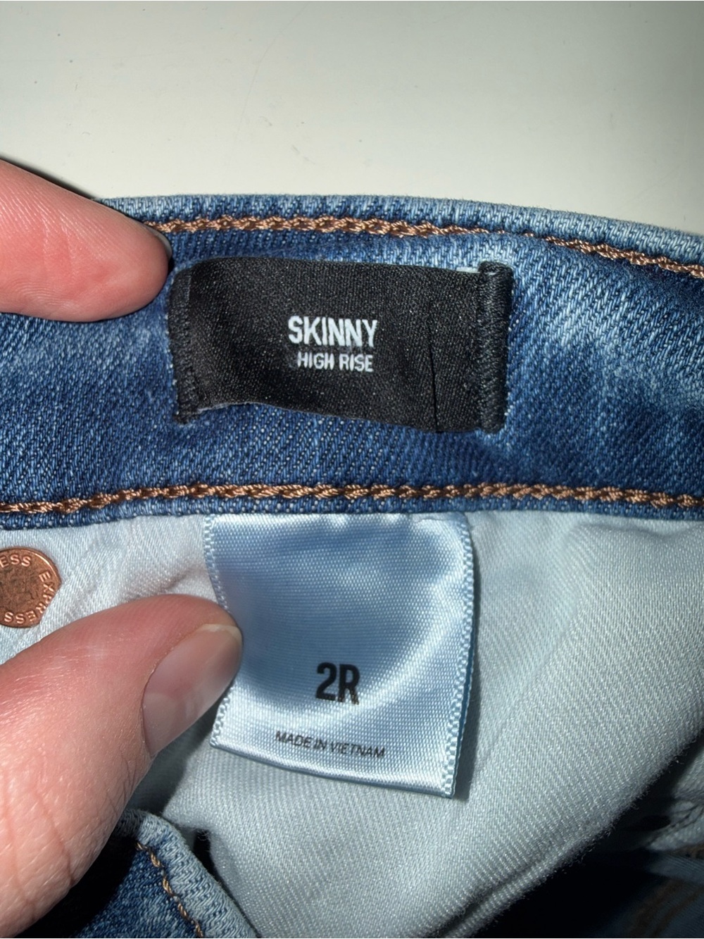 Express Skinny High Rise Jean - Picture 3 of 4